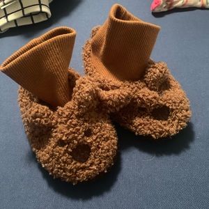 Gap bear slippers